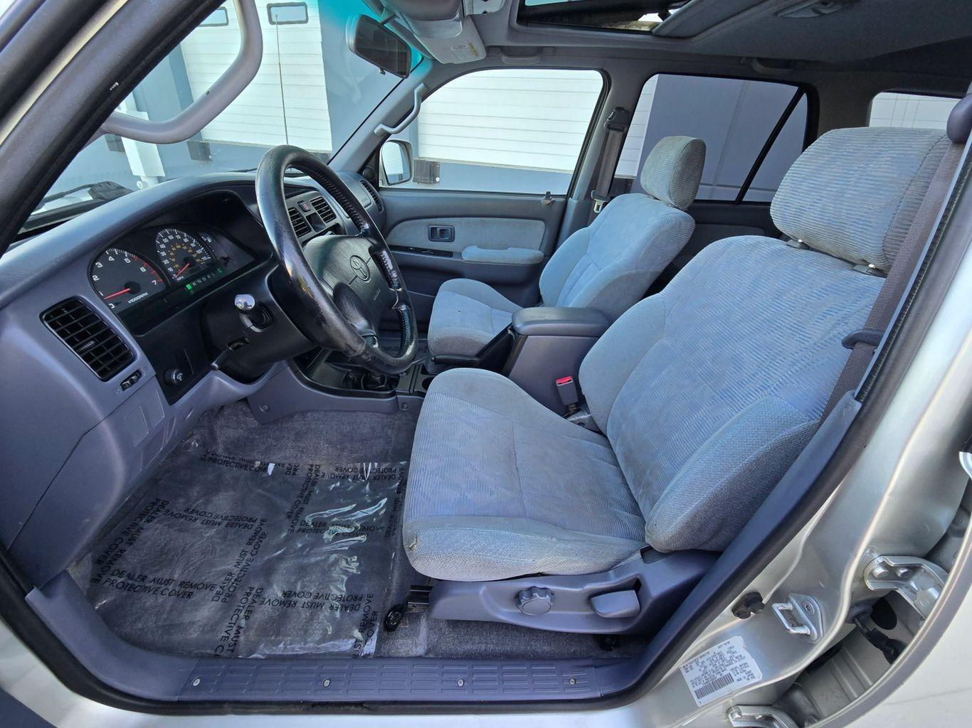 2000 Toyota 4Runner SR5