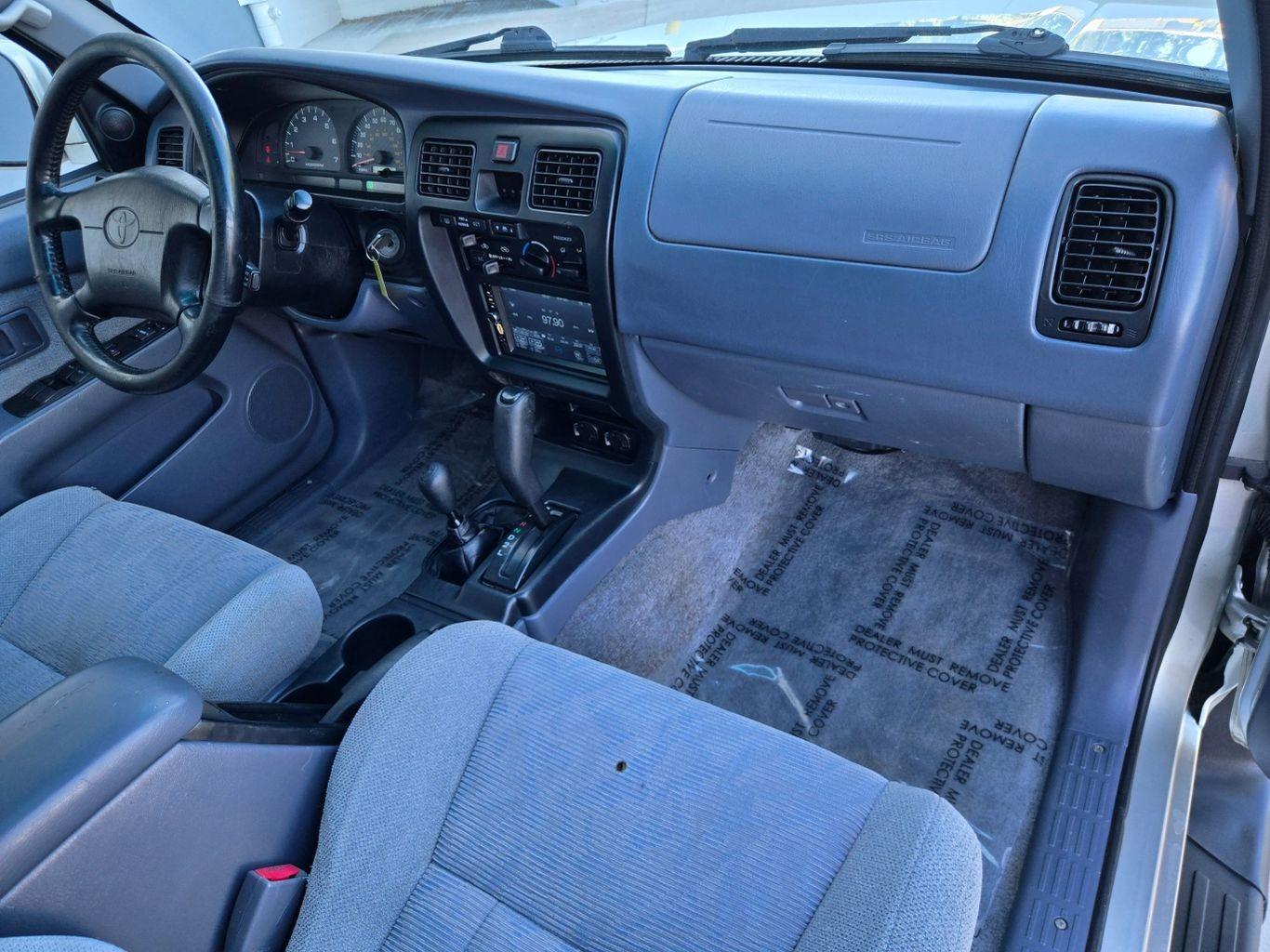 2000 Toyota 4Runner SR5