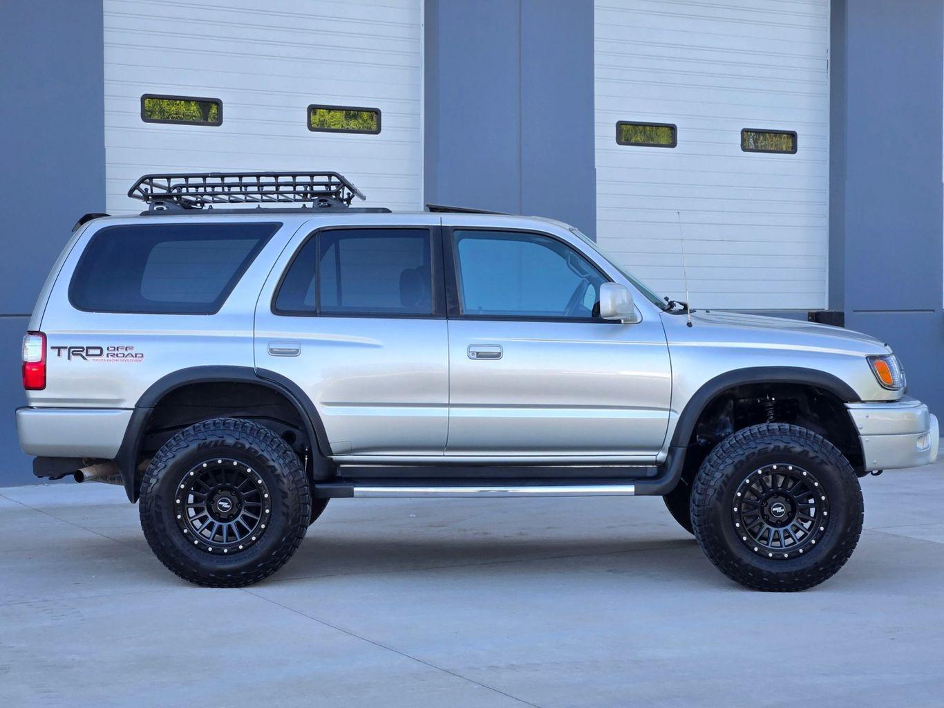 2000 Toyota 4Runner SR5 - 2