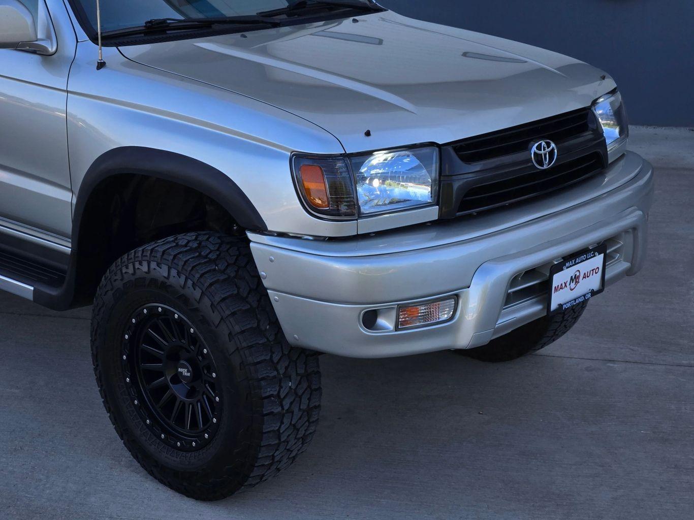 2000 Toyota 4Runner SR5 - 4