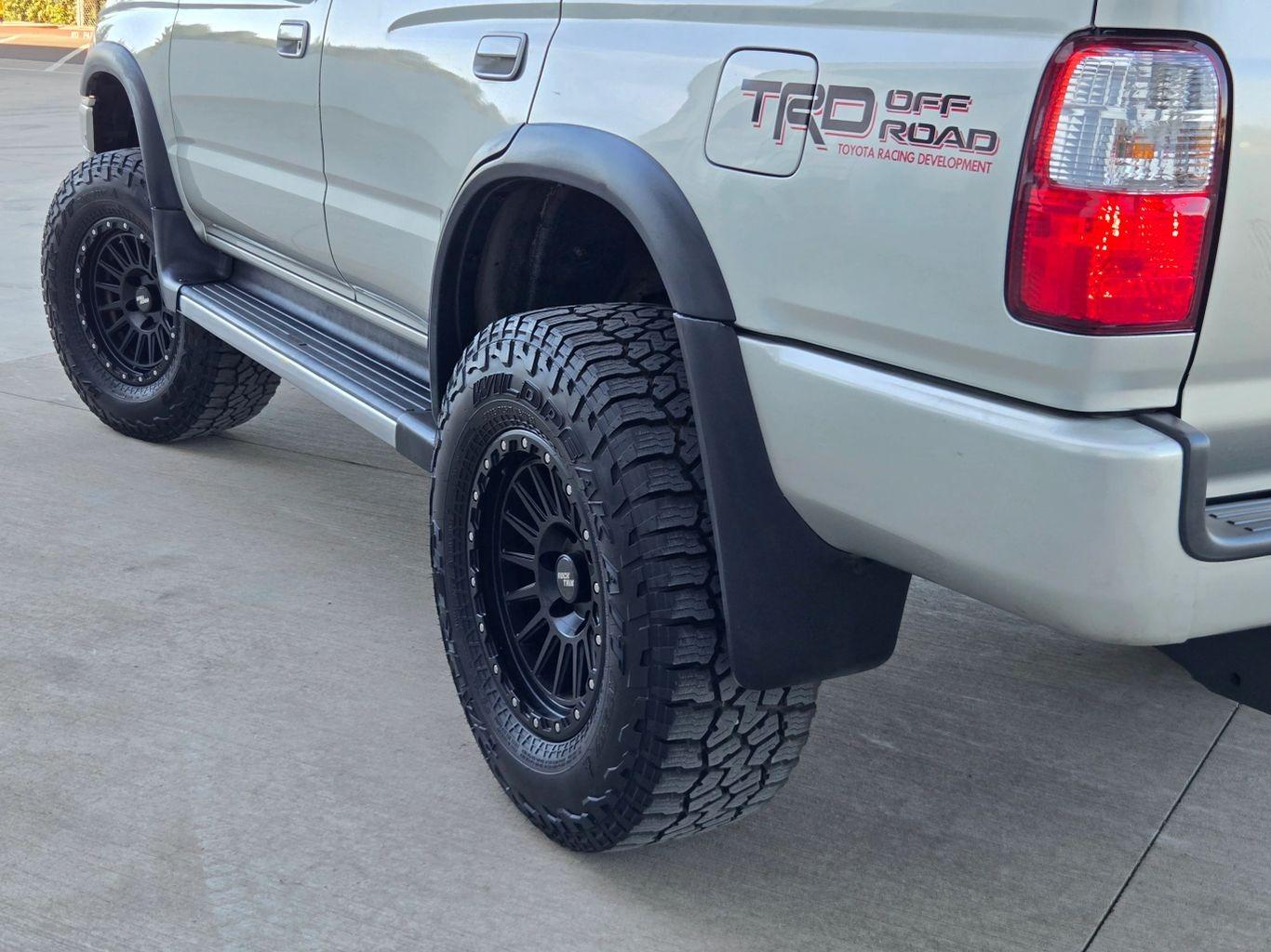2000 Toyota 4Runner SR5