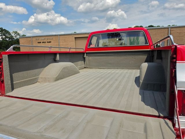 1983 Chevrolet C10 Scottsdale LWB