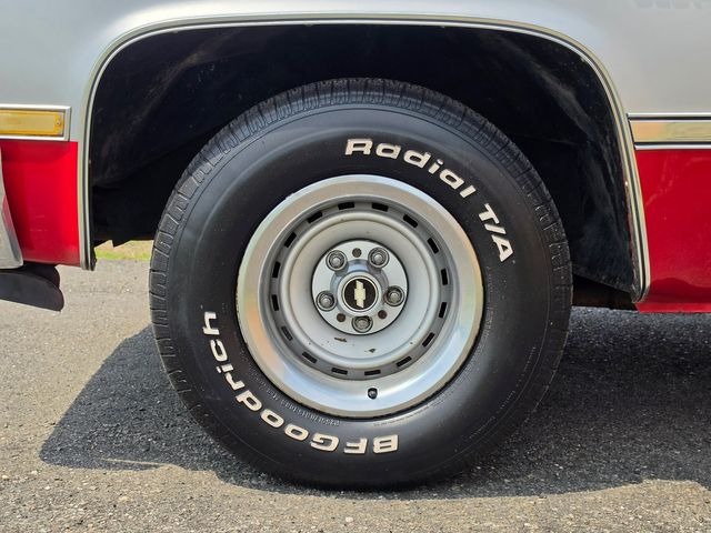 1983 Chevrolet C10 Scottsdale LWB