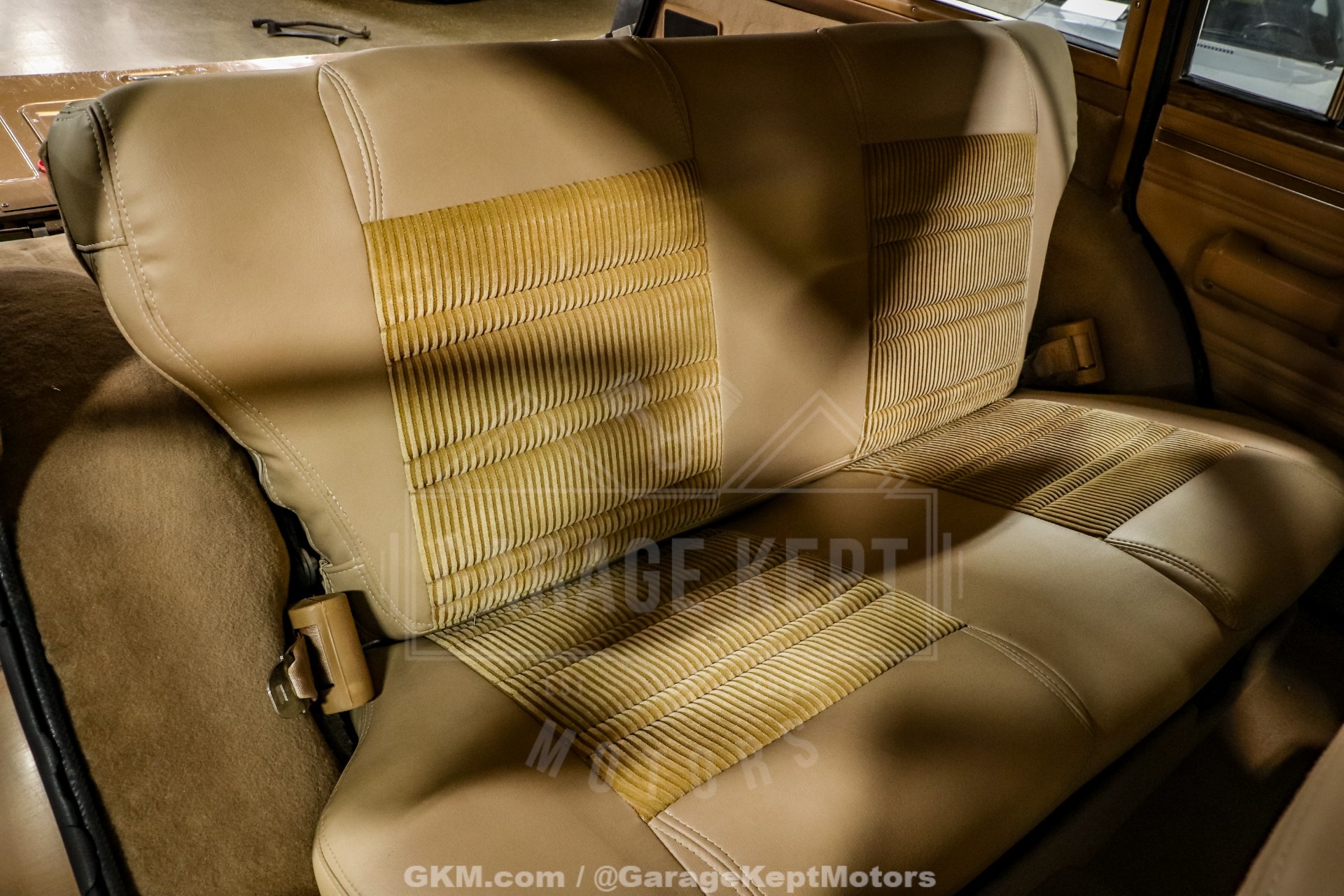 1988 Jeep Grand Wagoneer