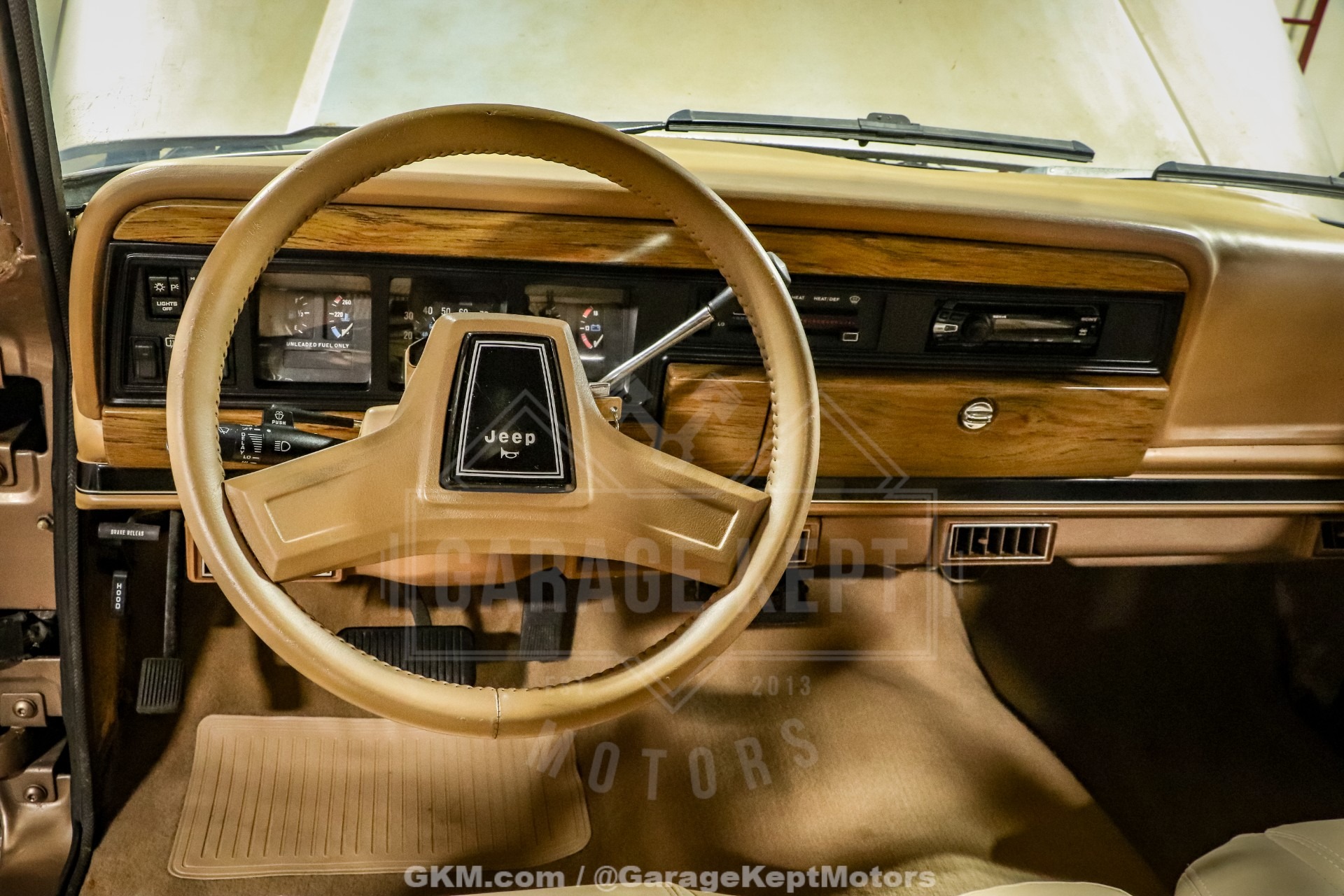 1988 Jeep Grand Wagoneer