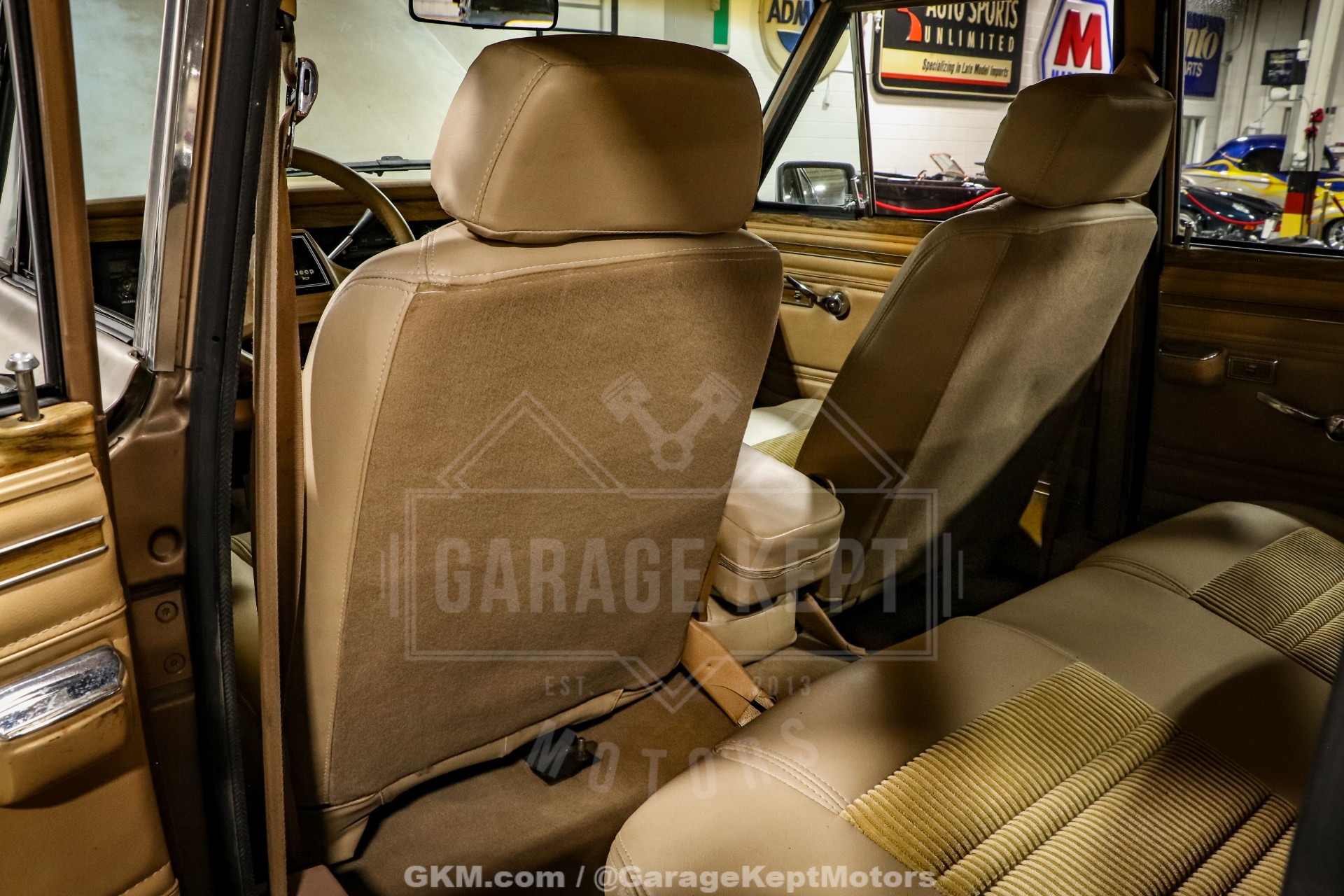 1988 Jeep Grand Wagoneer