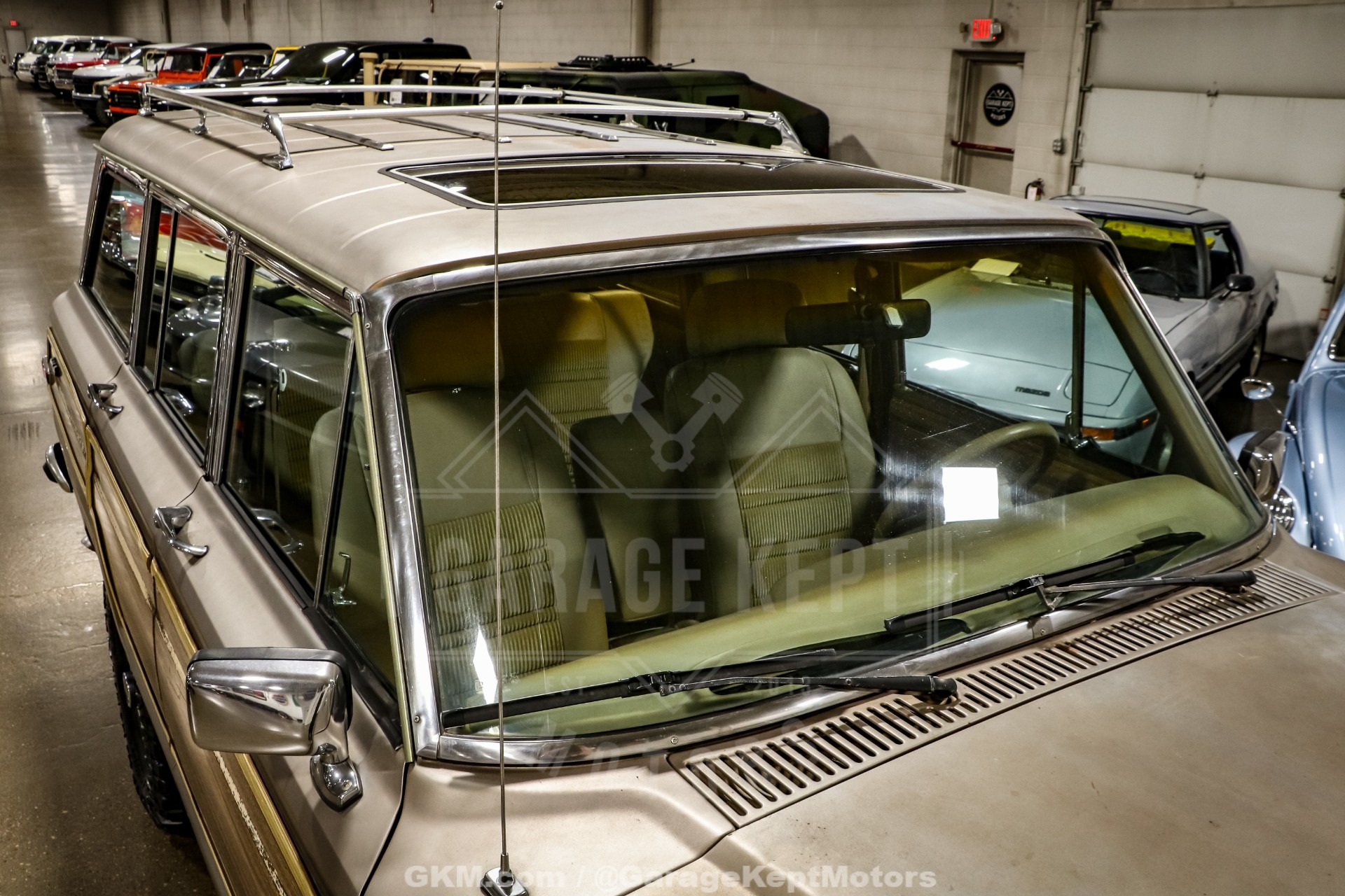 1988 Jeep Grand Wagoneer