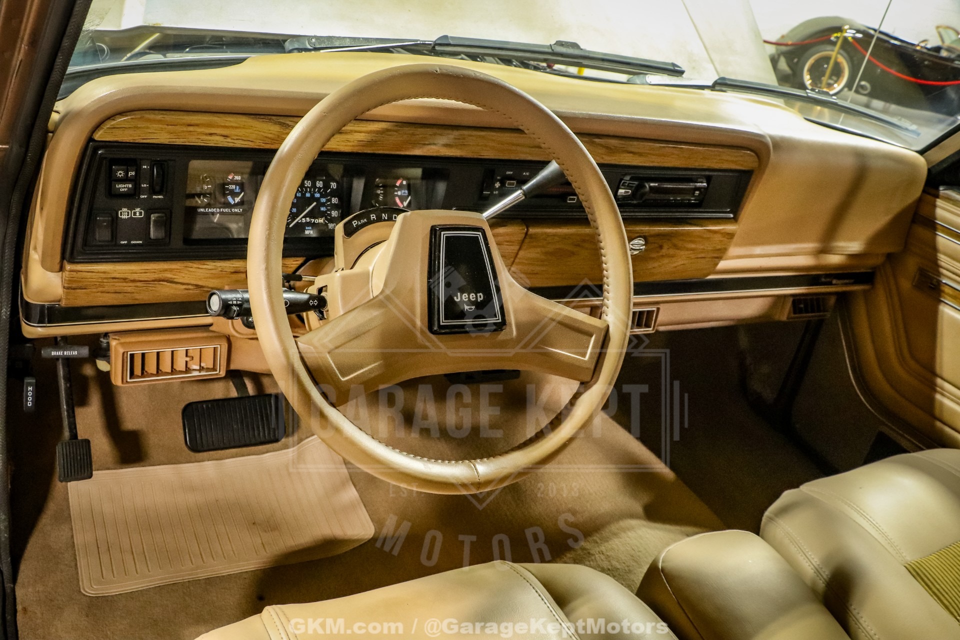 1988 Jeep Grand Wagoneer