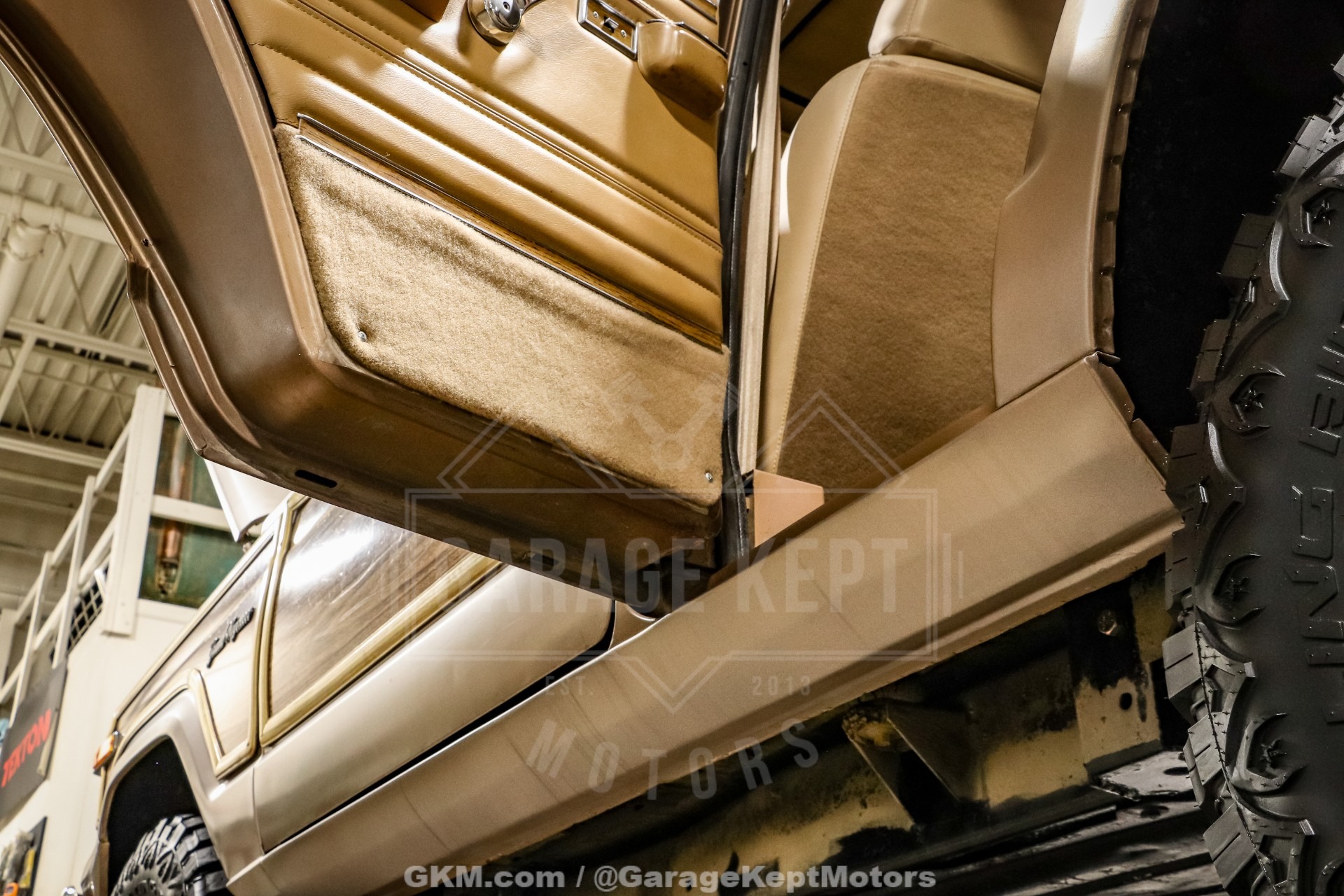 1988 Jeep Grand Wagoneer