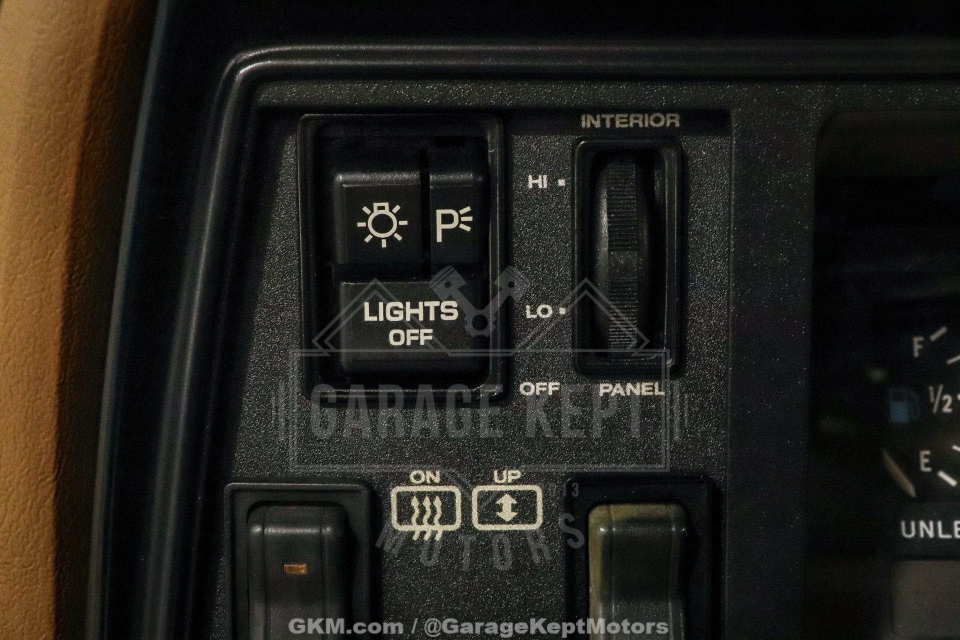 1988 Jeep Grand Wagoneer