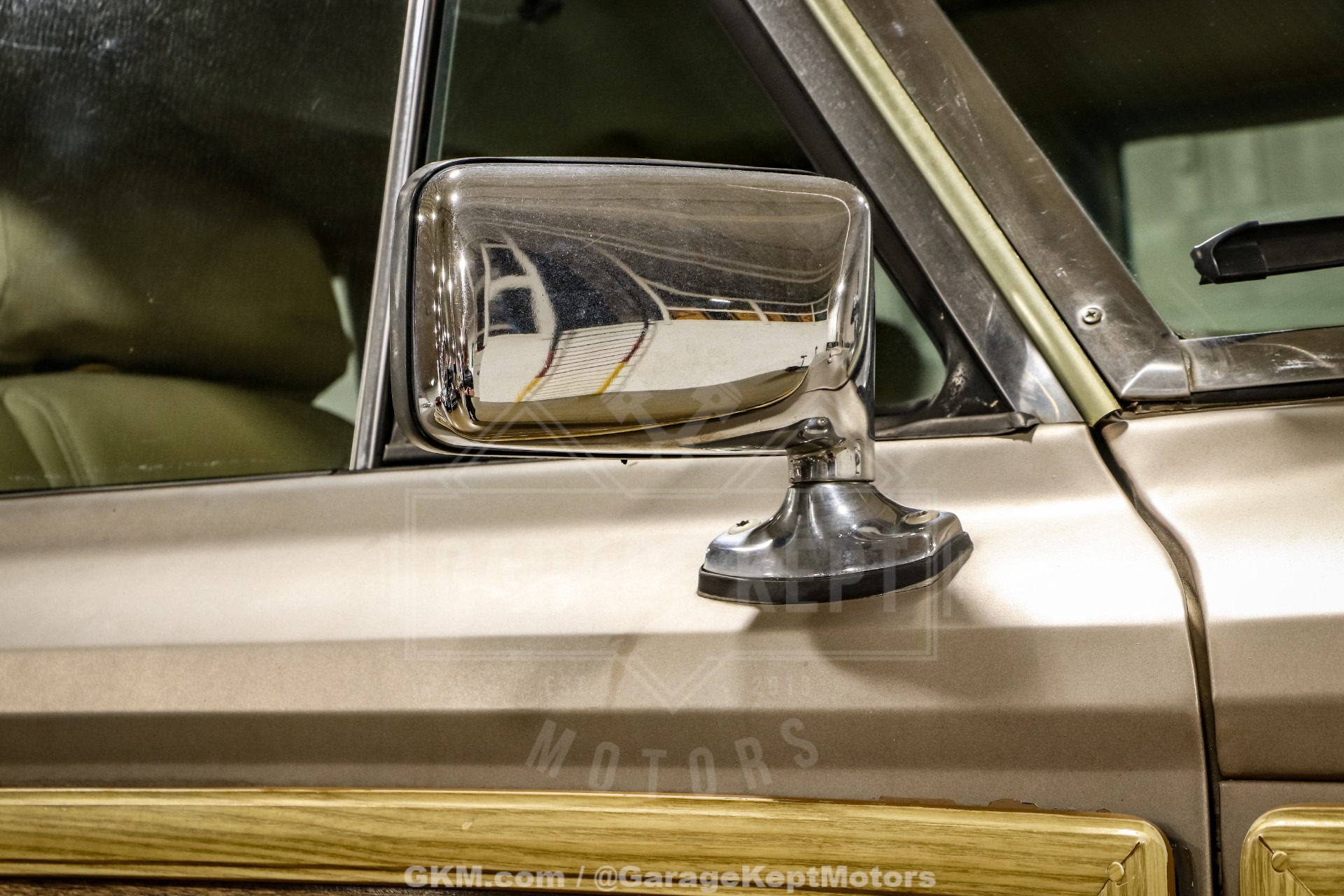 1988 Jeep Grand Wagoneer