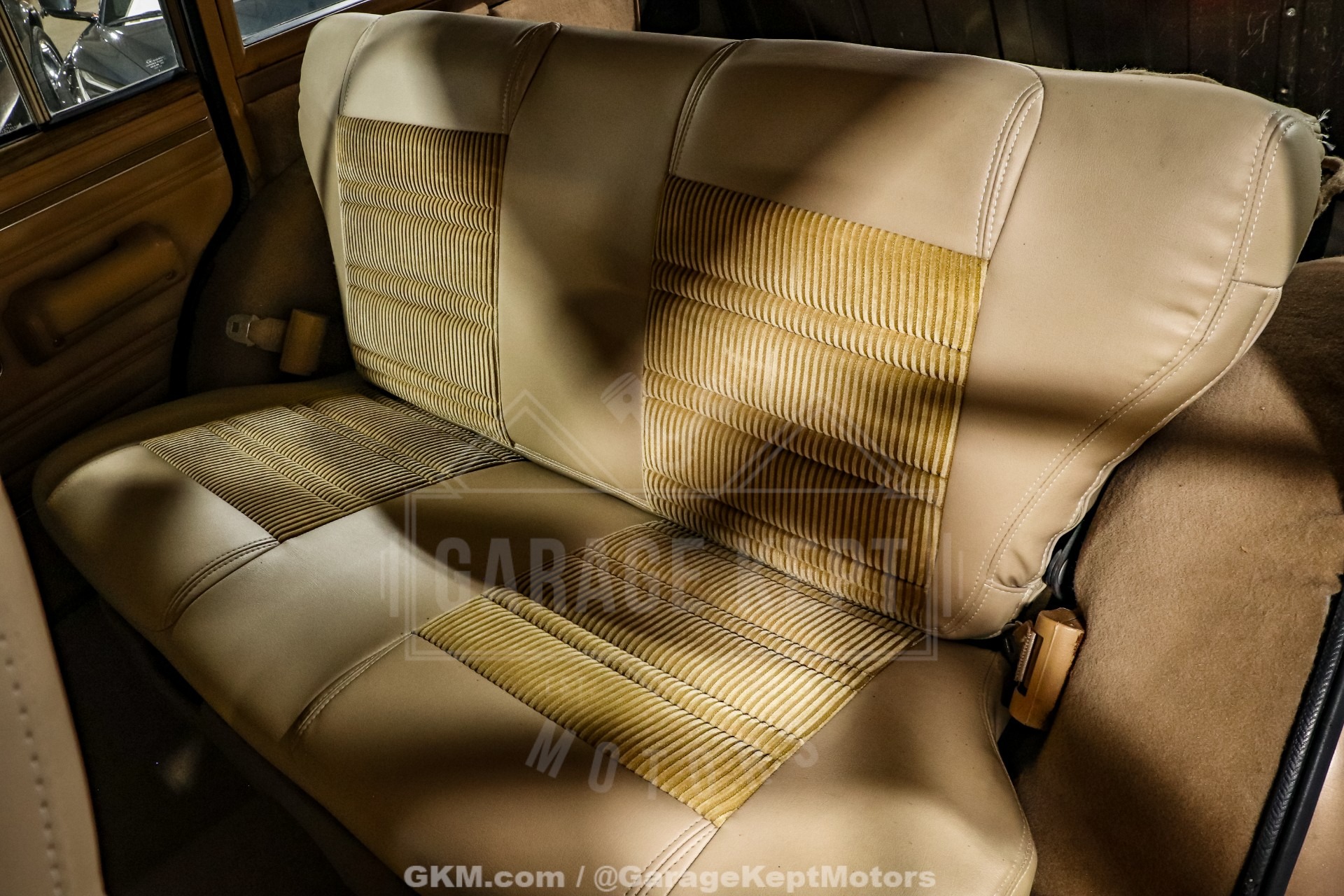 1988 Jeep Grand Wagoneer