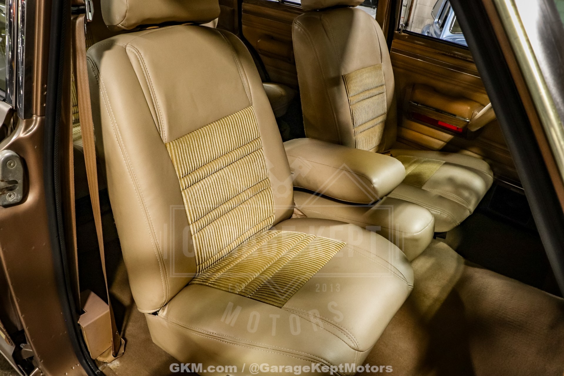 1988 Jeep Grand Wagoneer