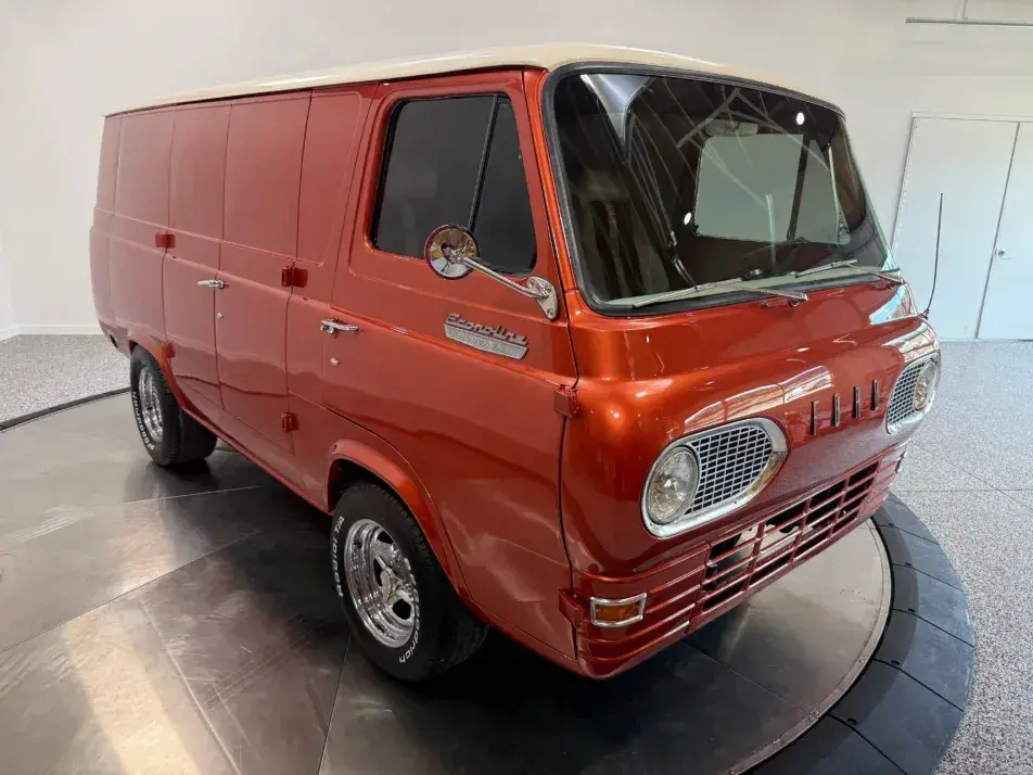 1966 Ford Econoline Supervan - 3