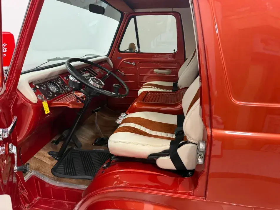1966 Ford Econoline Supervan