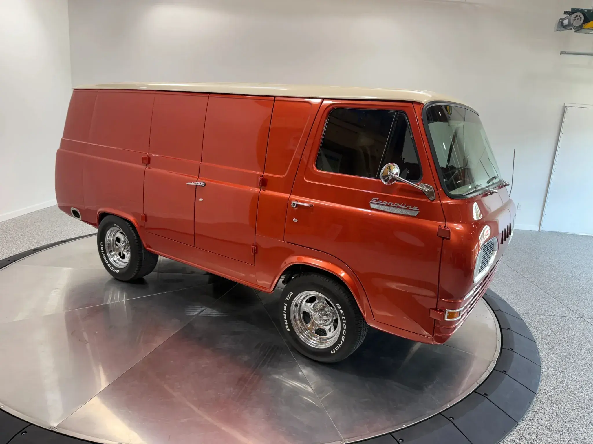 1966 Ford Econoline Supervan