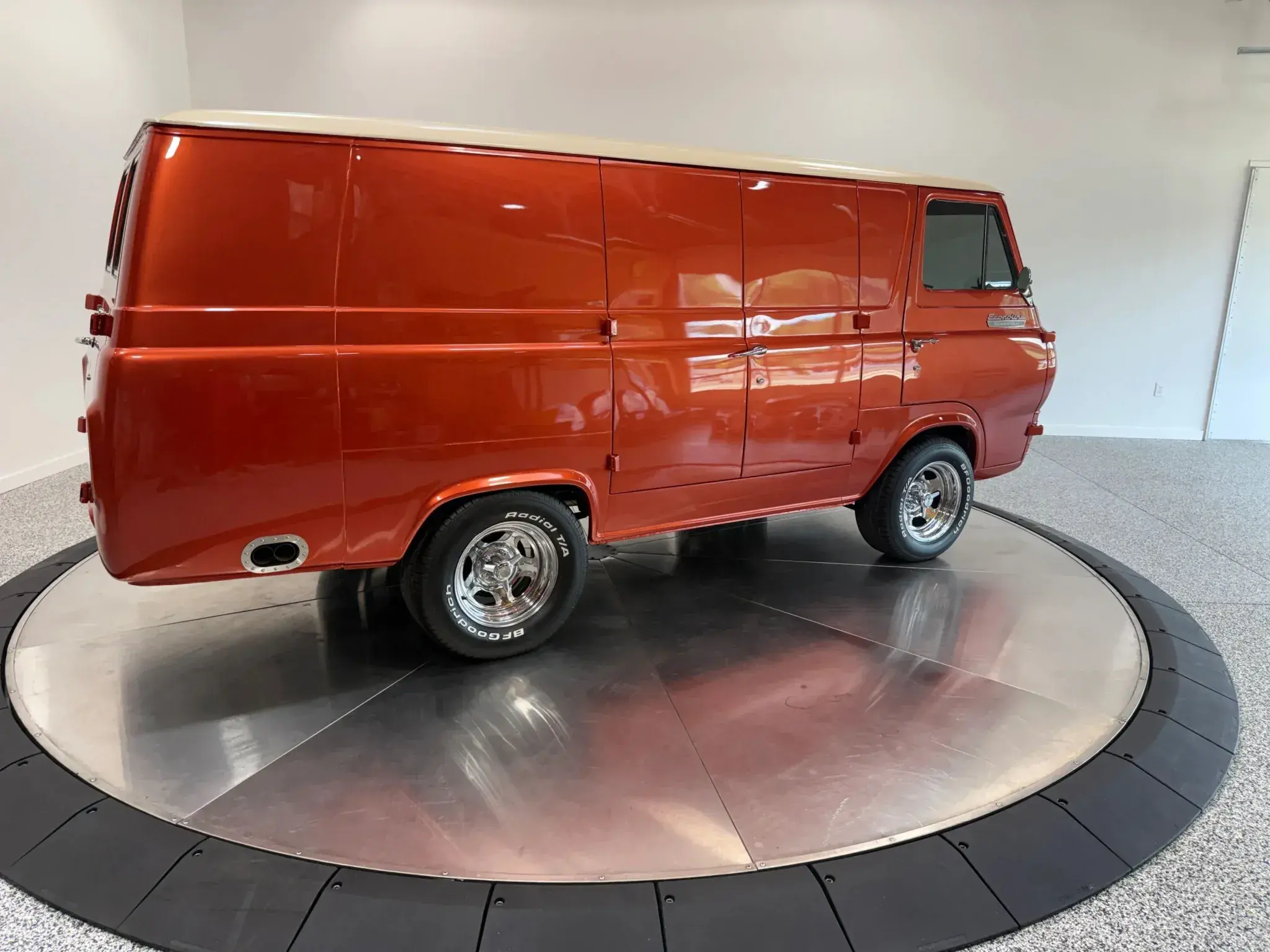 1966 Ford Econoline Supervan