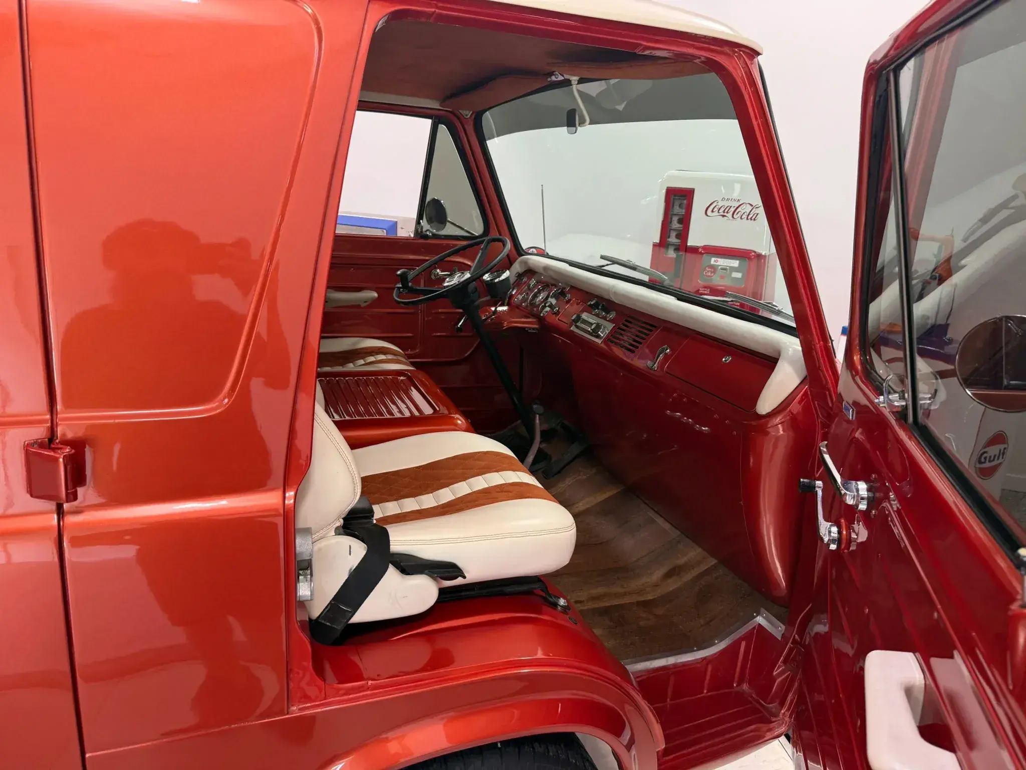 1966 Ford Econoline Supervan