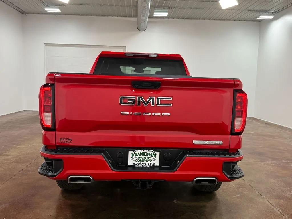2024 GMC Sierra 1500 Elevation