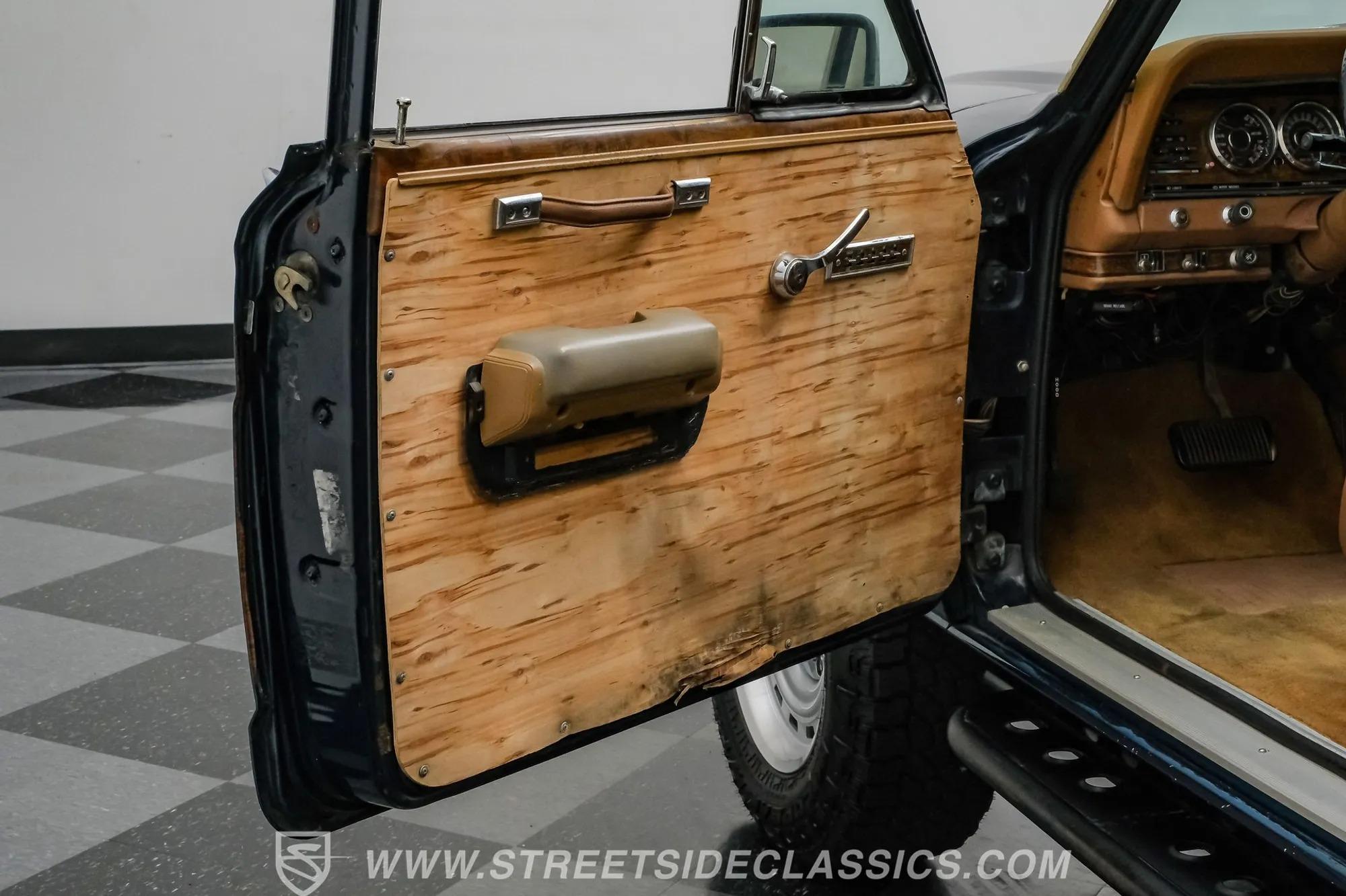 LS-Powered 1985 Jeep Grand Wagoneer Restomod