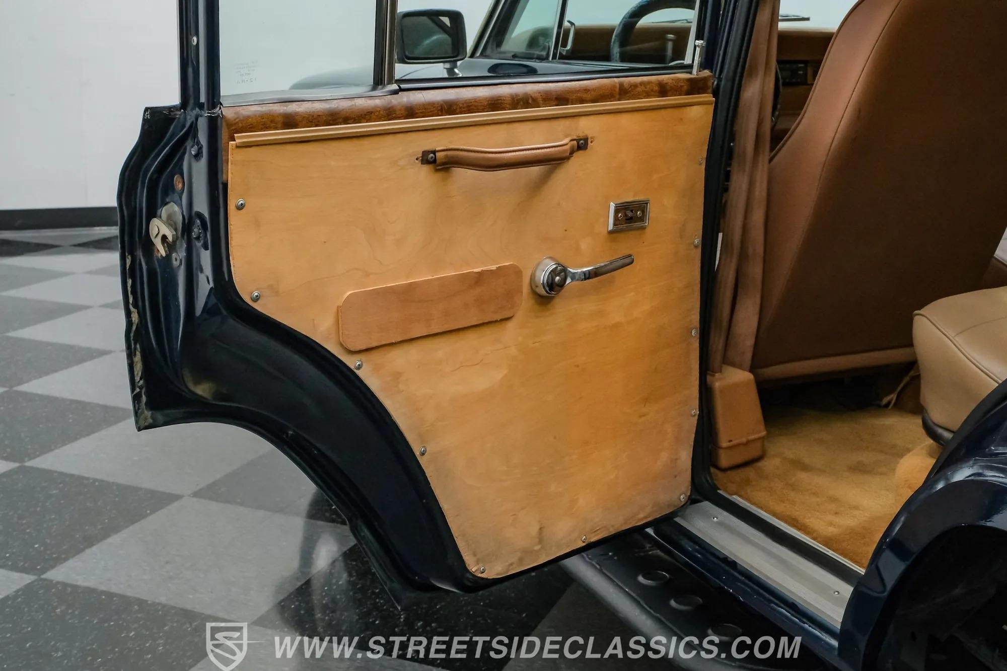 LS-Powered 1985 Jeep Grand Wagoneer Restomod