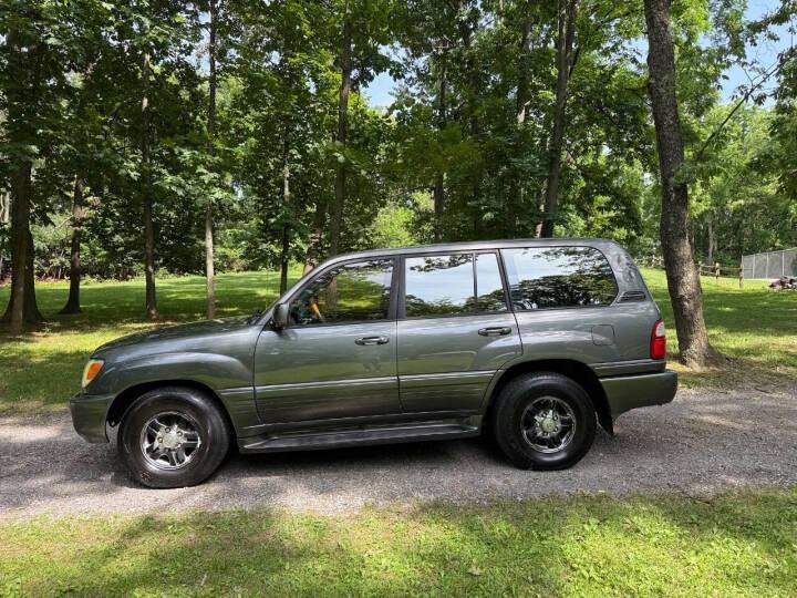 2002 Lexus LX 470 - 2