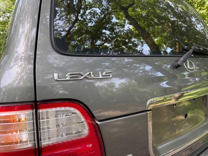 2002 Lexus LX 470