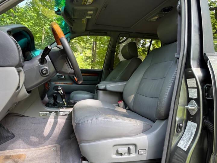 2002 Lexus LX 470