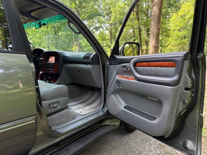 2002 Lexus LX 470