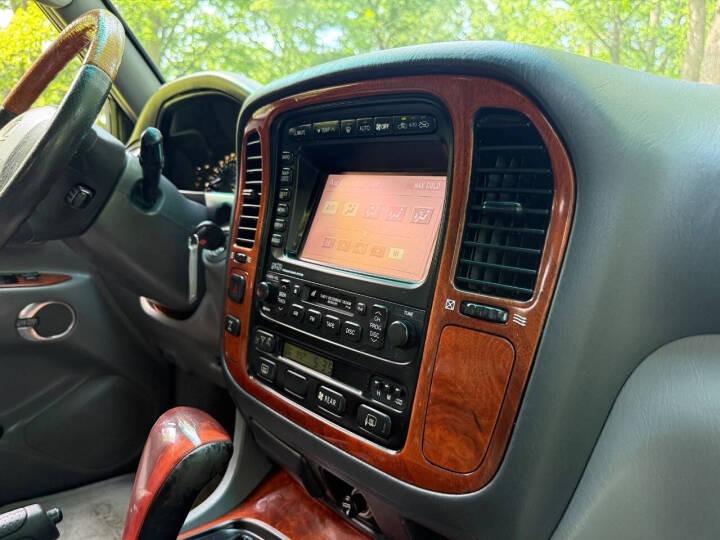 2002 Lexus LX 470