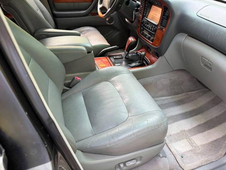 2002 Lexus LX 470