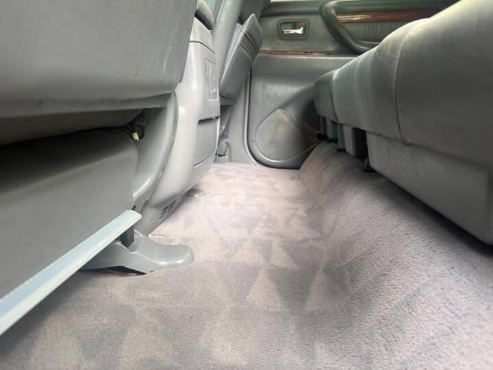 2002 Lexus LX 470