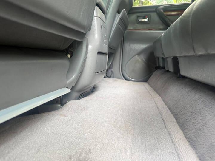 2002 Lexus LX 470