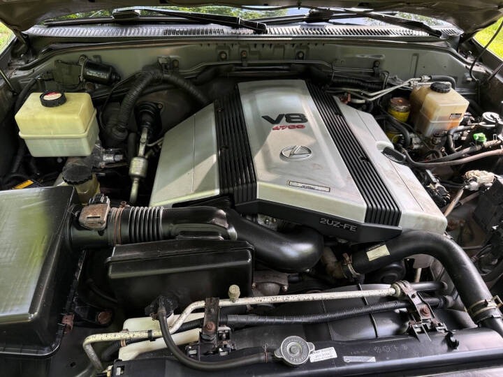 2002 Lexus LX 470