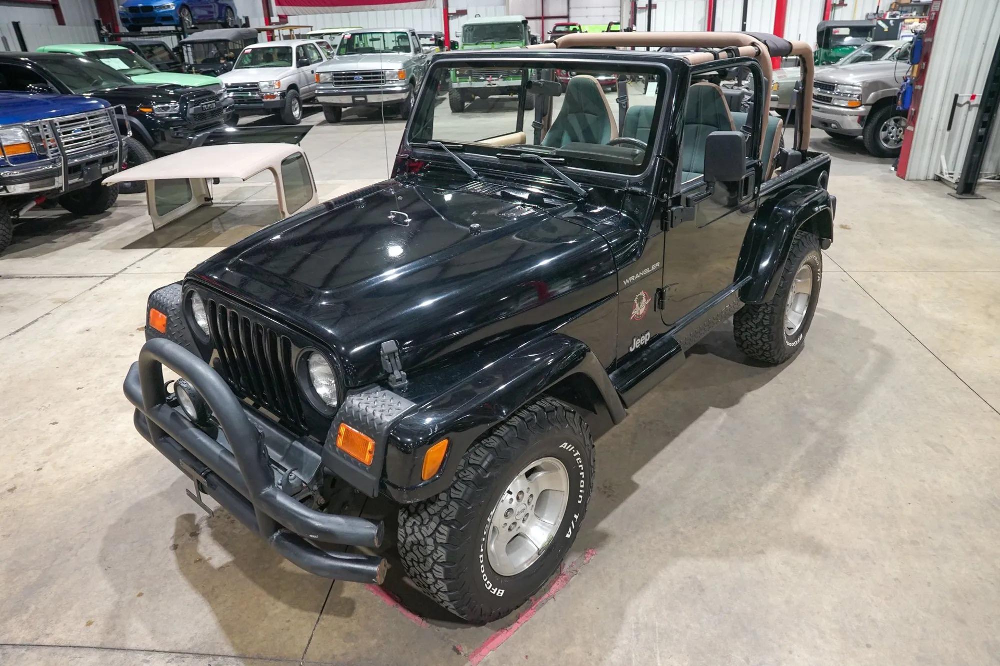 2002 Jeep Wrangler Sahara Edition