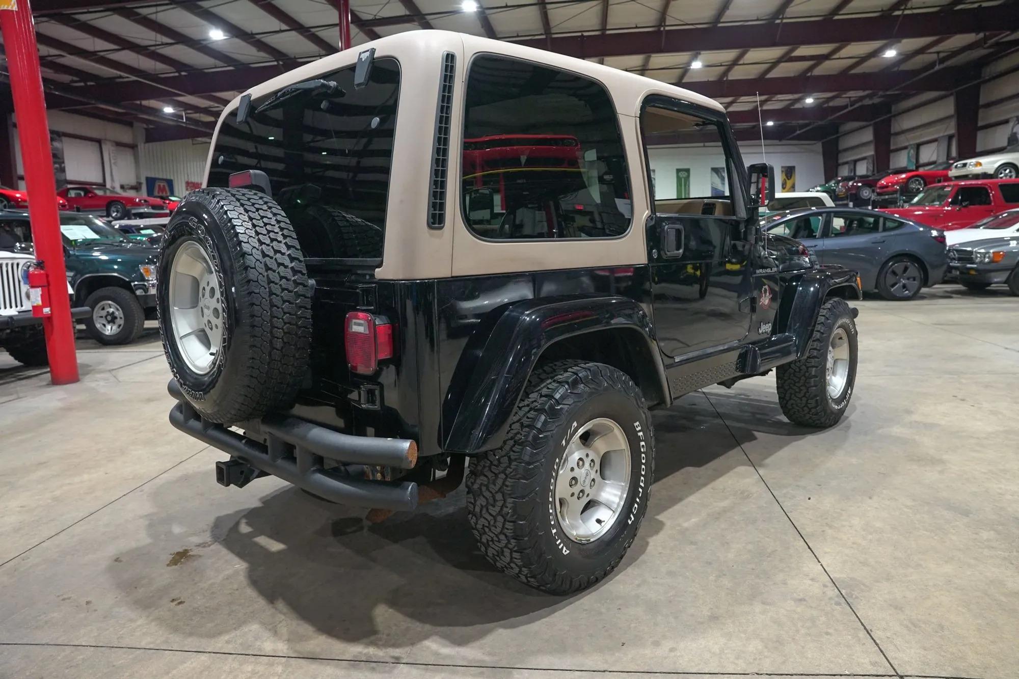 2002 Jeep Wrangler Sahara Edition