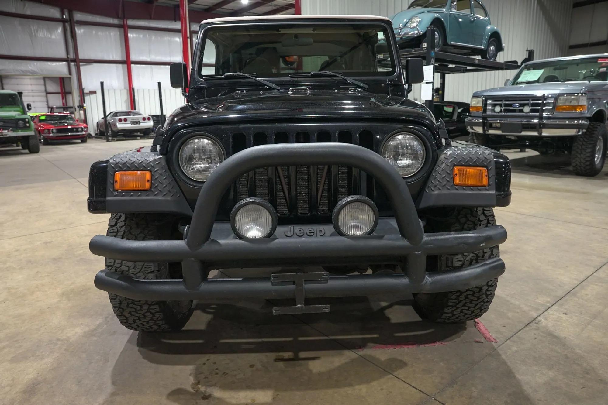 2002 Jeep Wrangler Sahara Edition