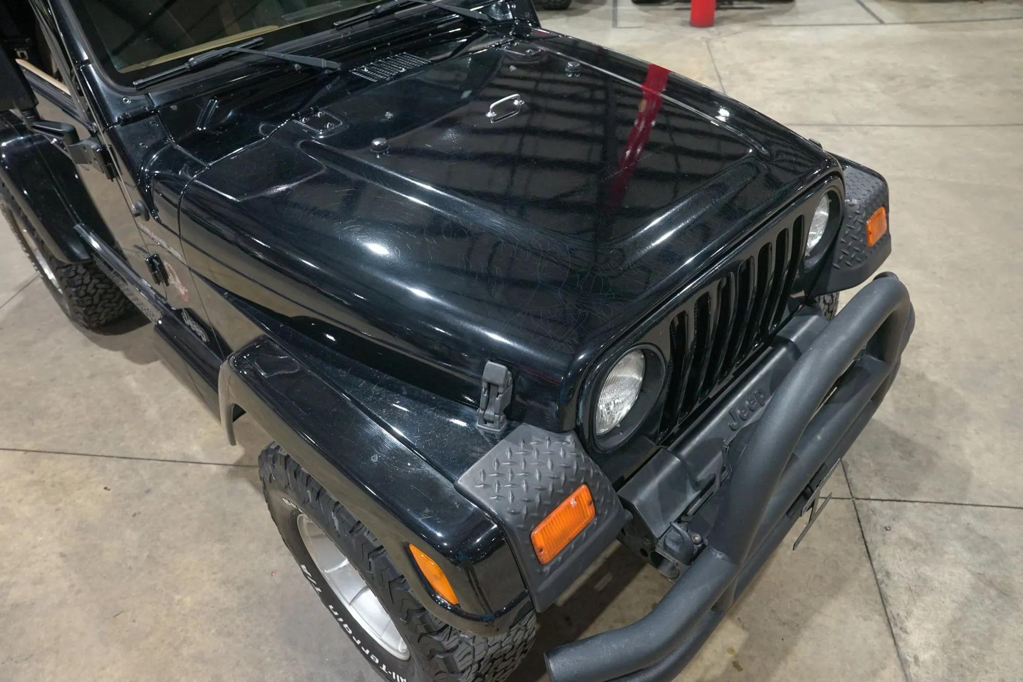2002 Jeep Wrangler Sahara Edition