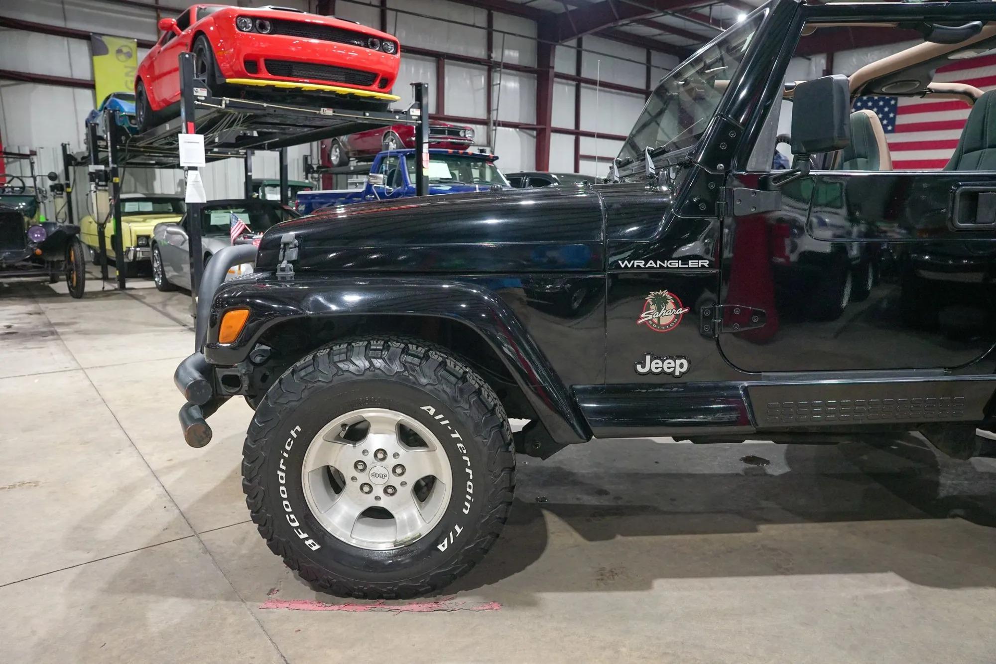 2002 Jeep Wrangler Sahara Edition - 3