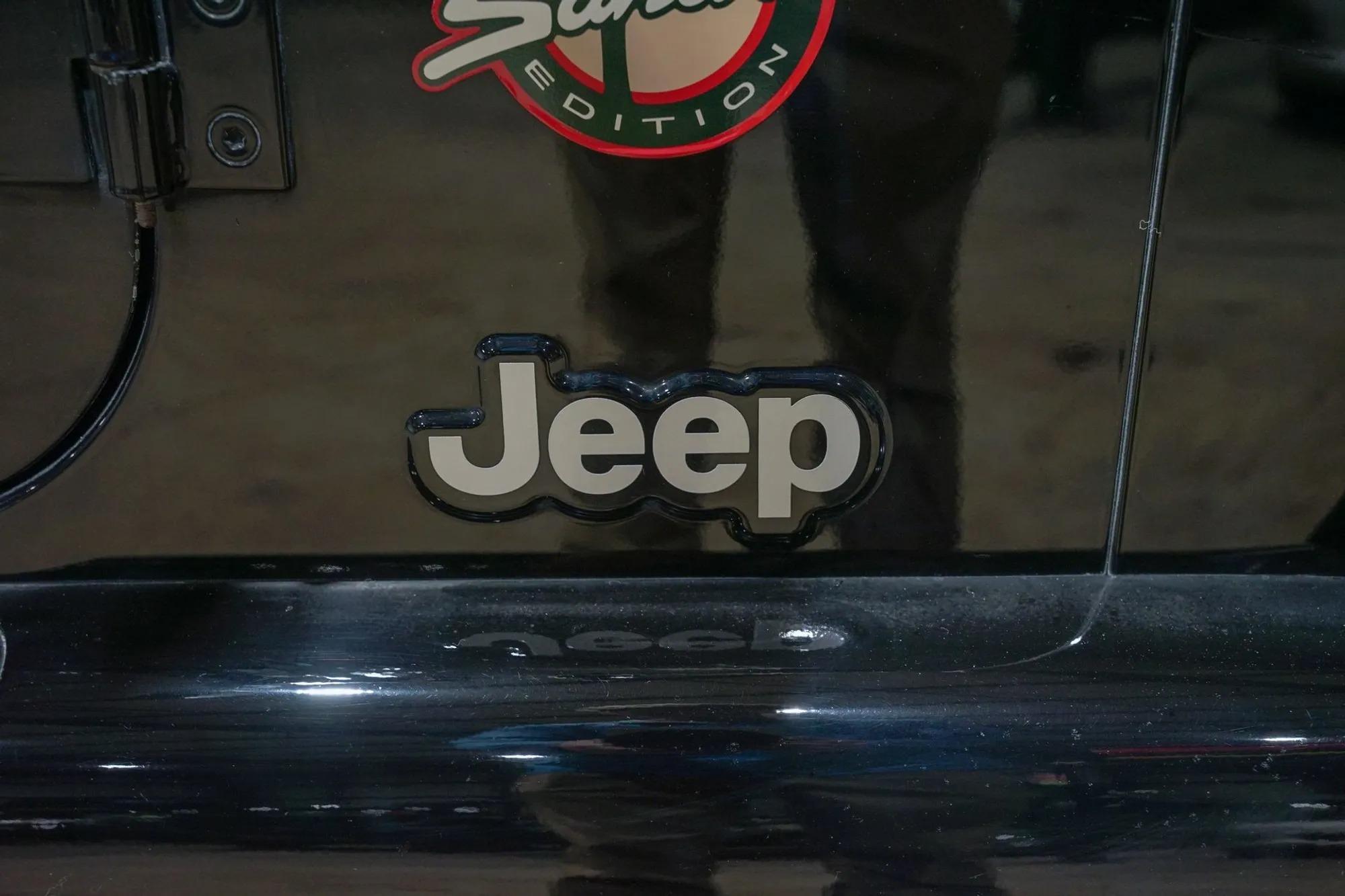2002 Jeep Wrangler Sahara Edition