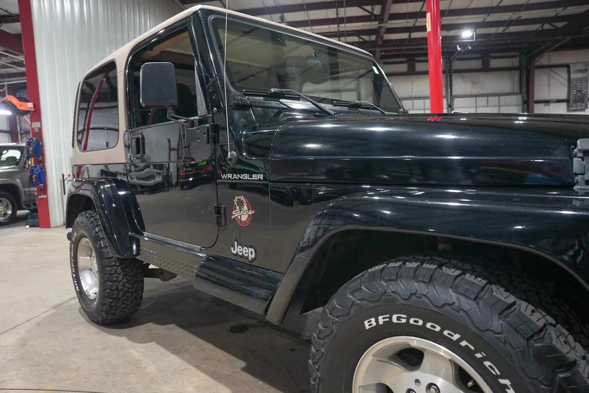 2002 Jeep Wrangler Sahara Edition