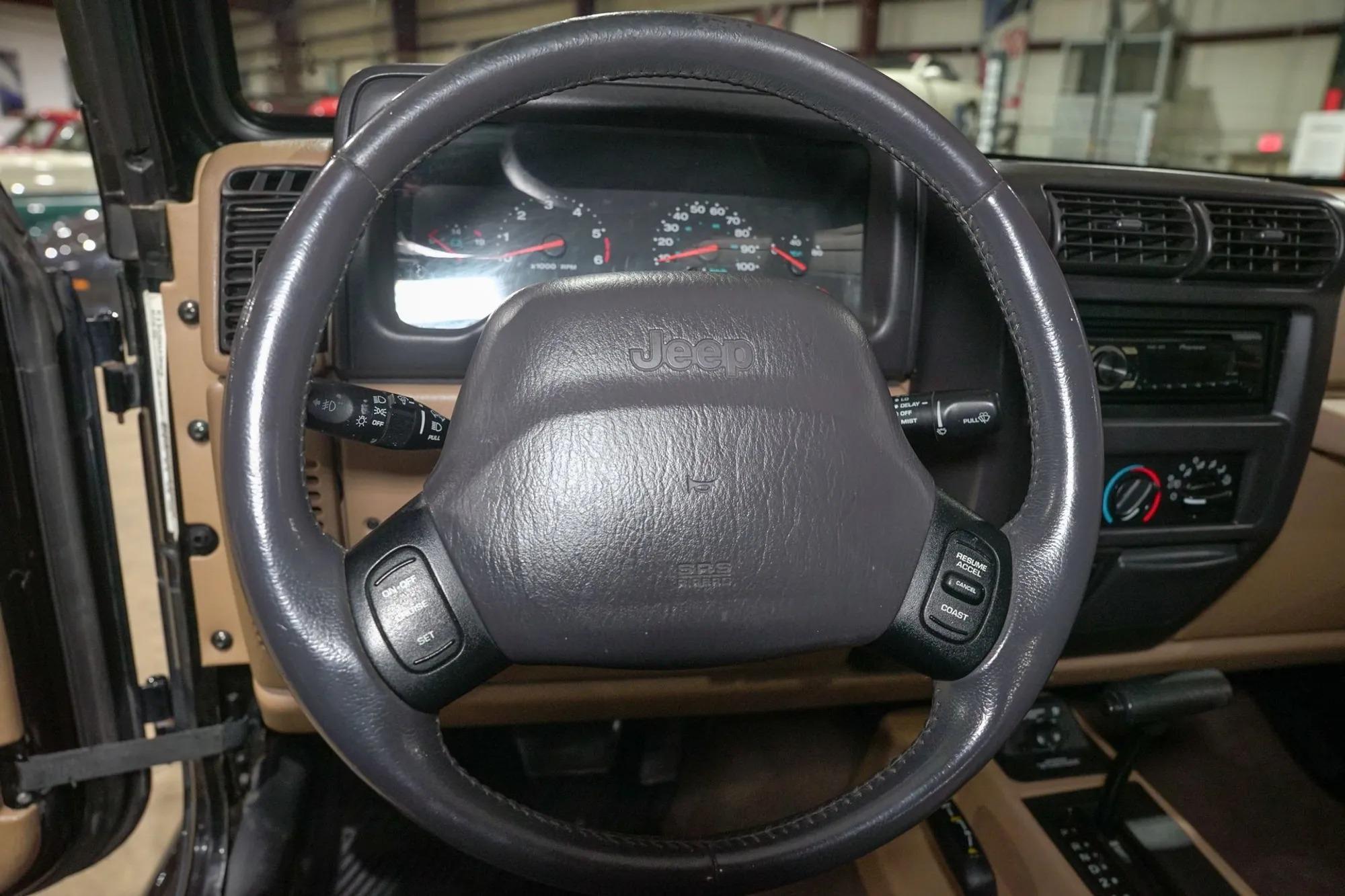 2002 Jeep Wrangler Sahara Edition