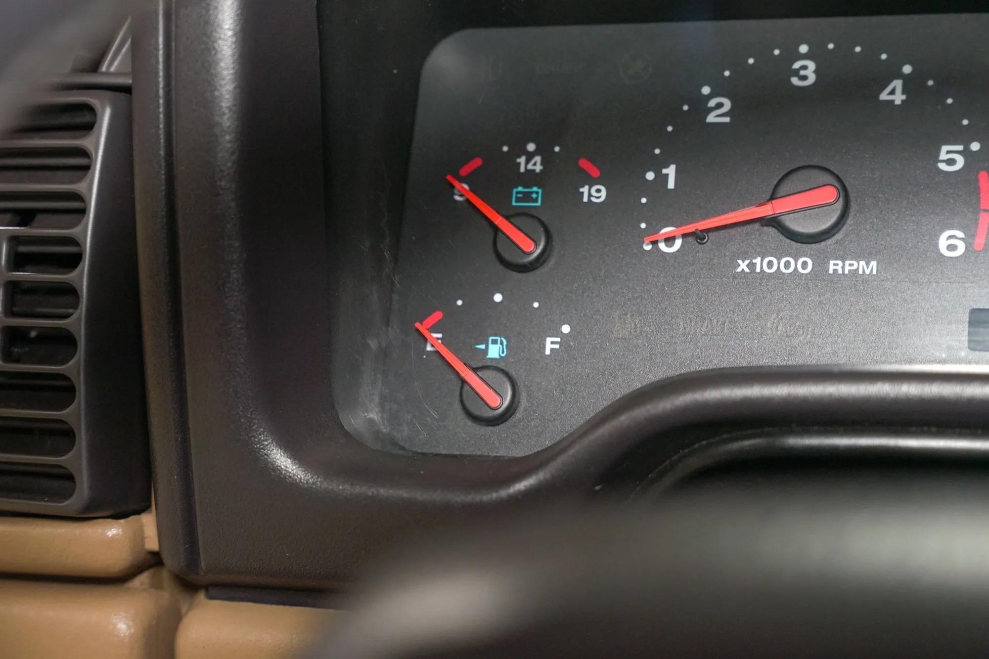 2002 Jeep Wrangler Sahara Edition