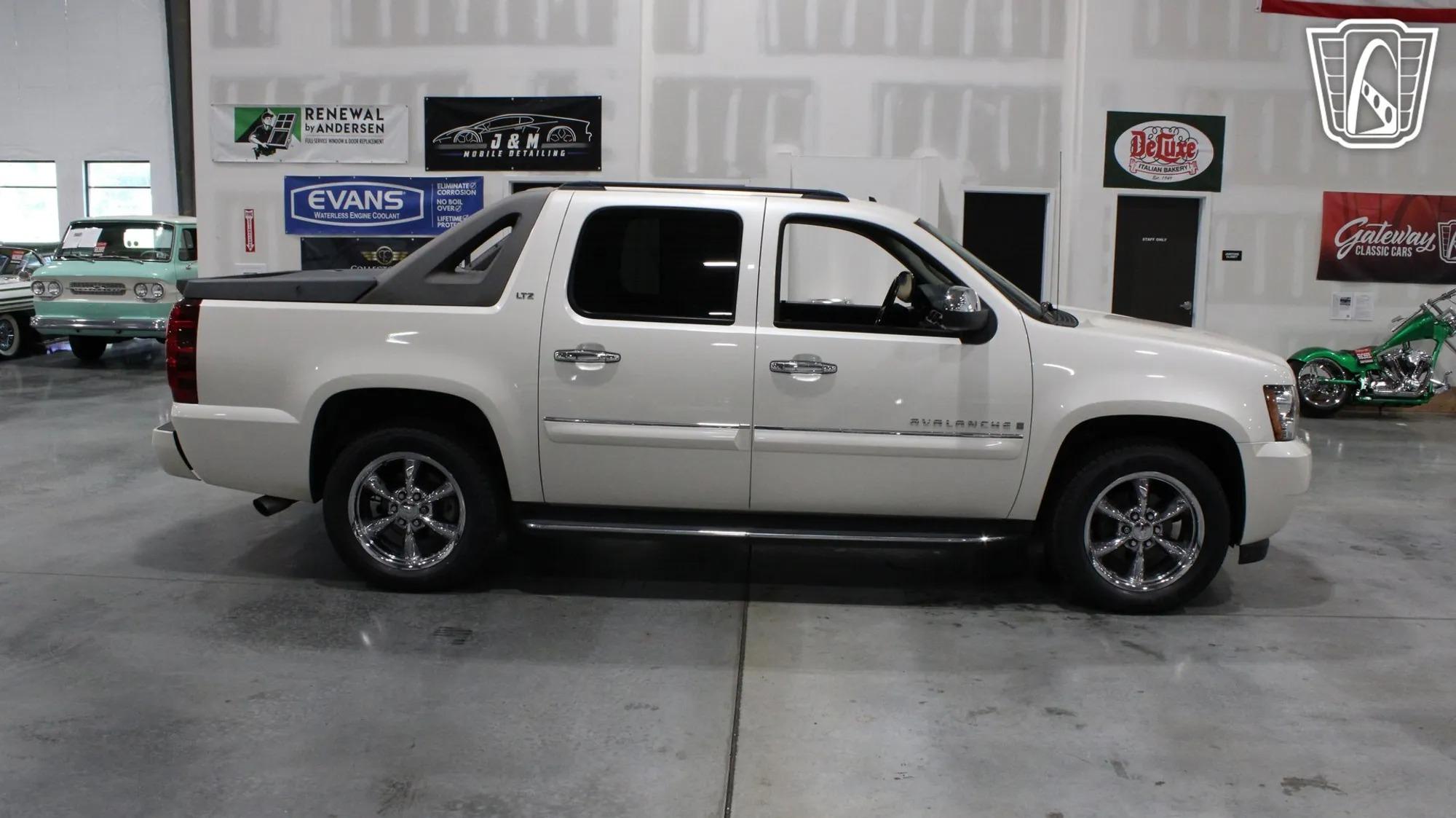 2008 Chevrolet Avalanche LS