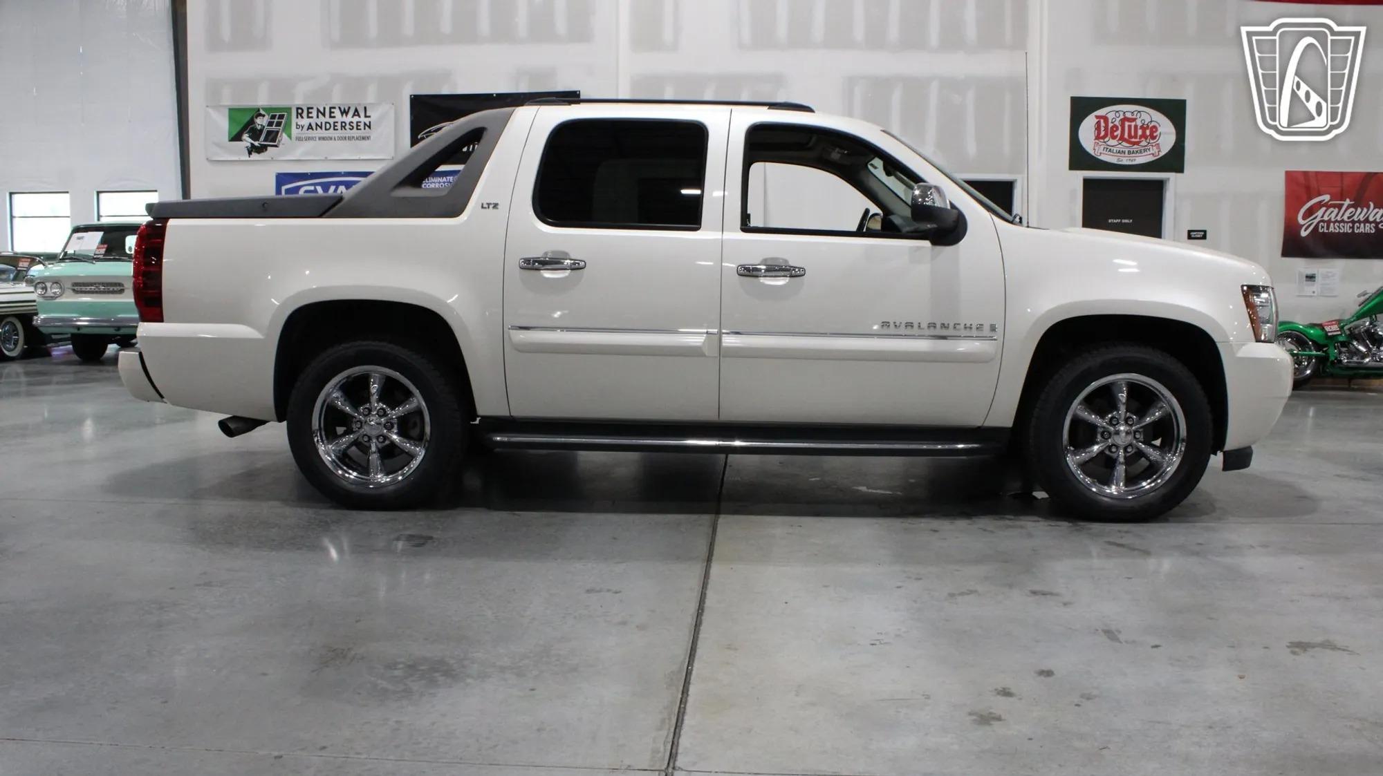 2008 Chevrolet Avalanche LS