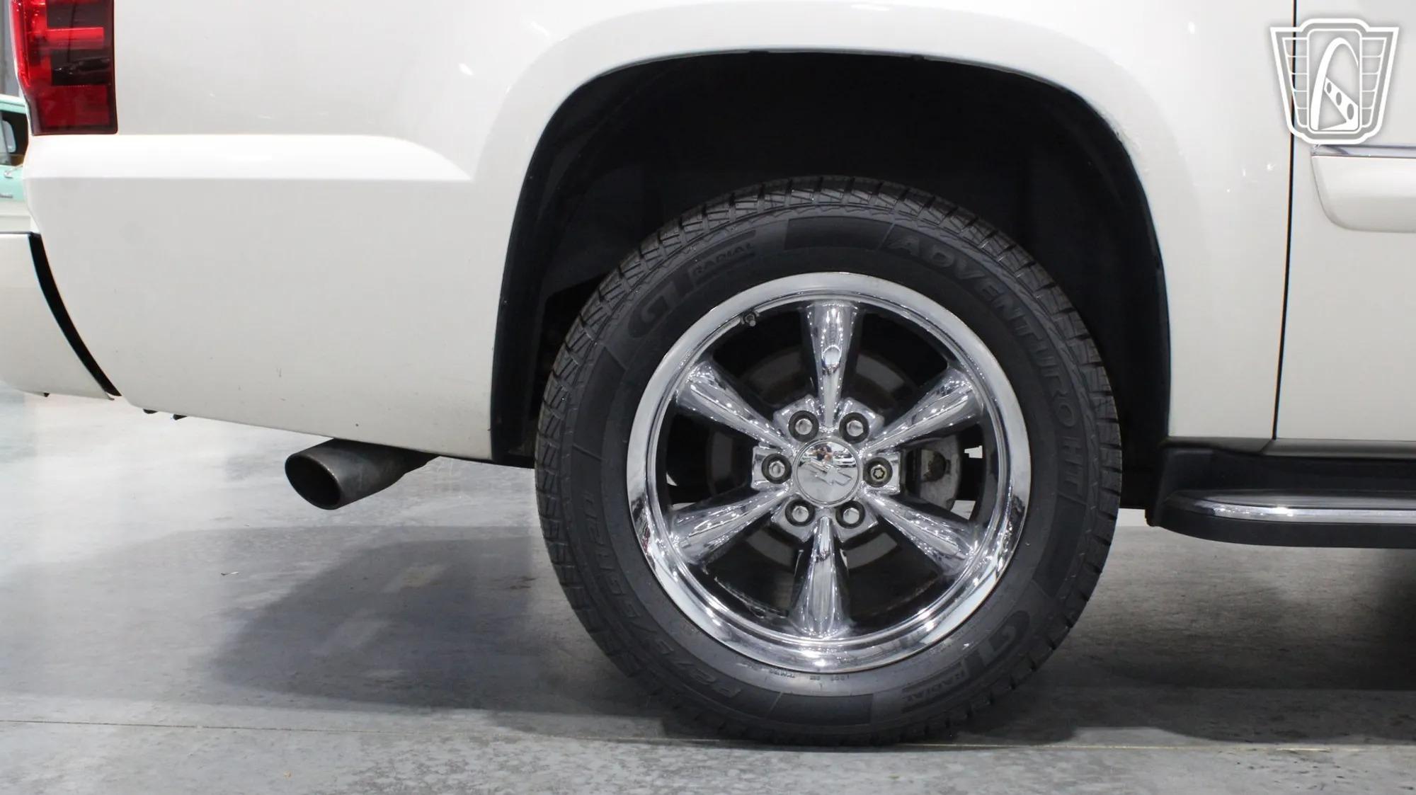 2008 Chevrolet Avalanche LS