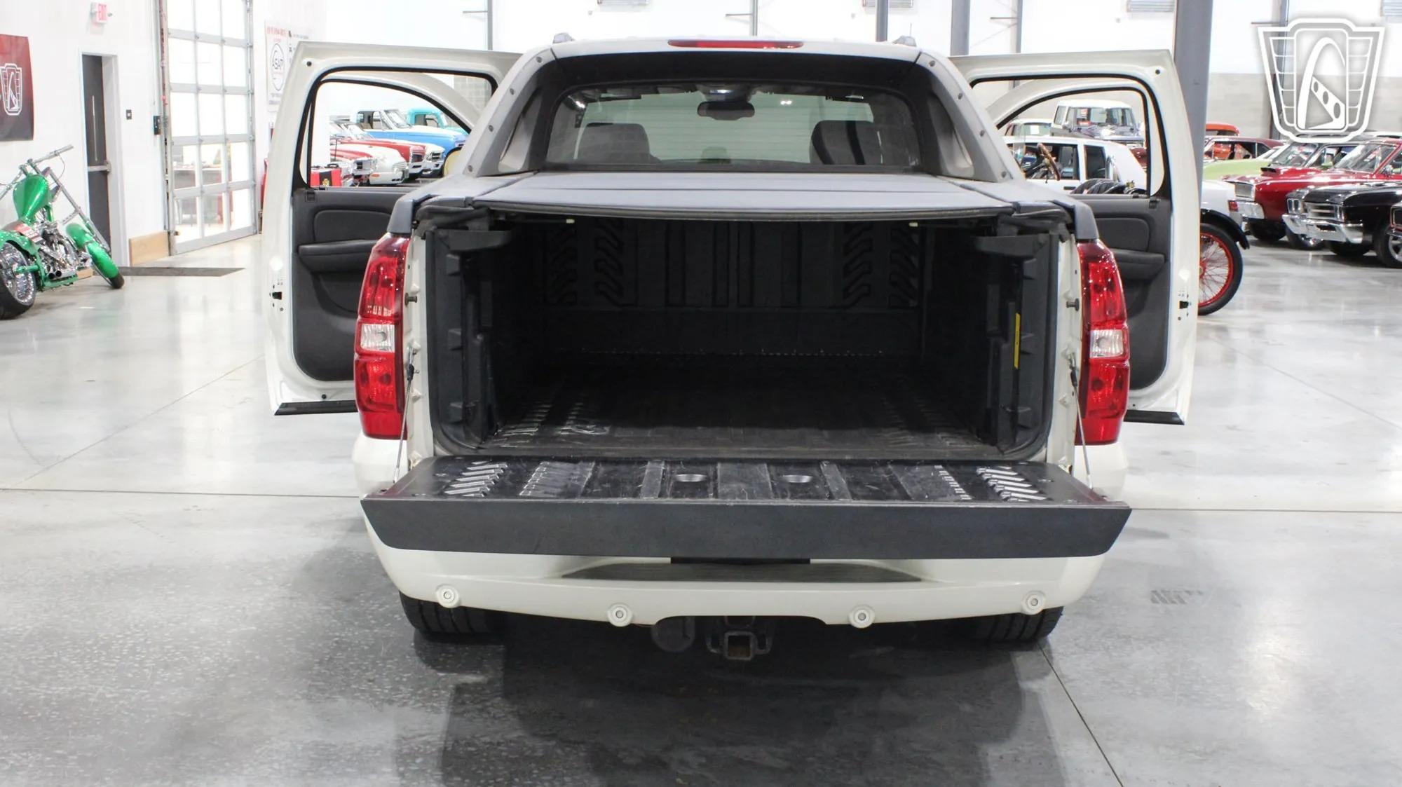 2008 Chevrolet Avalanche LS