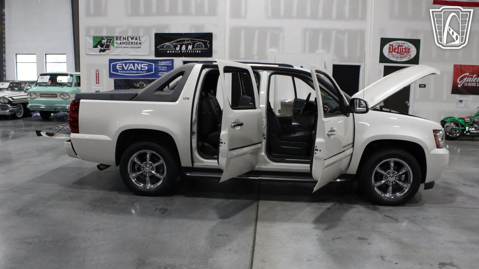2008 Chevrolet Avalanche LS