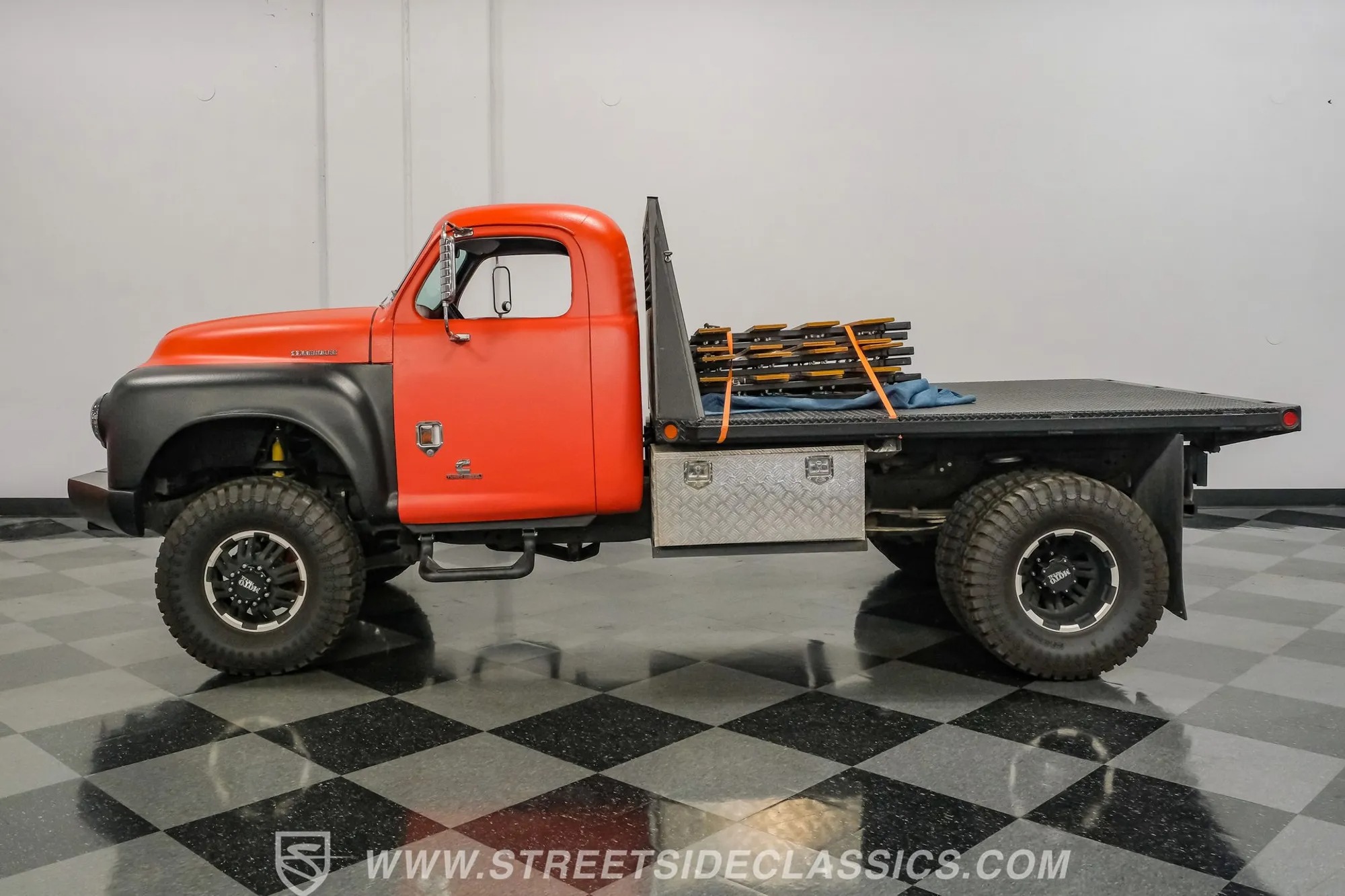Cummins-Powered 1949 Studebaker Pickup 4×4