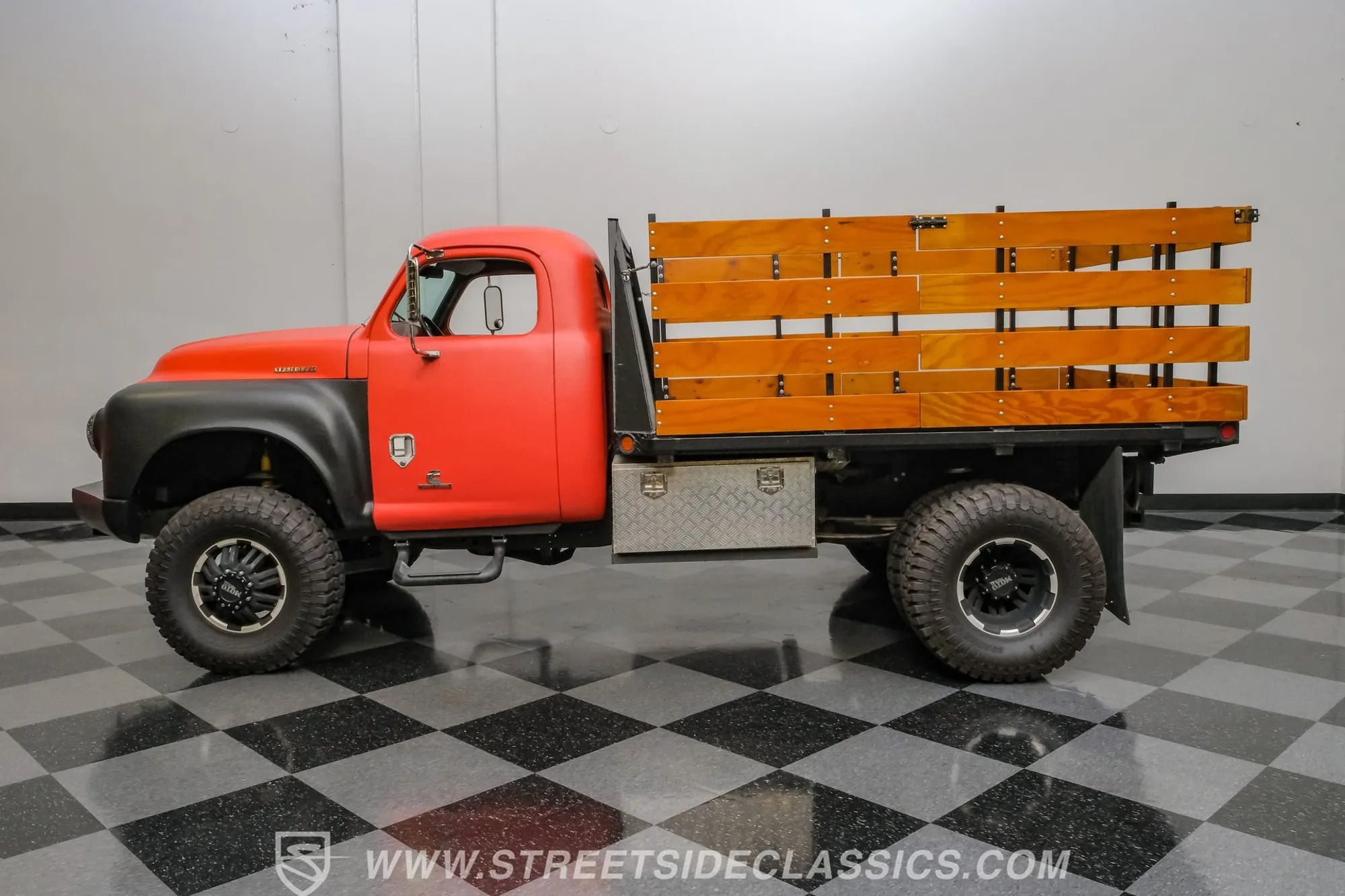Cummins-Powered 1949 Studebaker Pickup 4×4 - 3